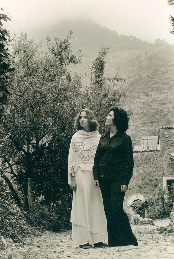 Carolyn Forché (left) and Claribel Alegría in Mallorca in 1977.